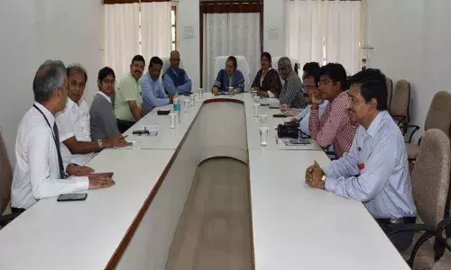 Maharashtra Zoo Authority officials visit Nehru Zoological Park