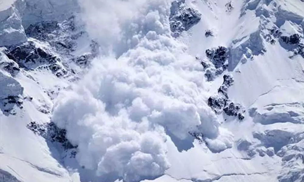 Avalanche in southern Siachen Glacier kills 2 soldiers