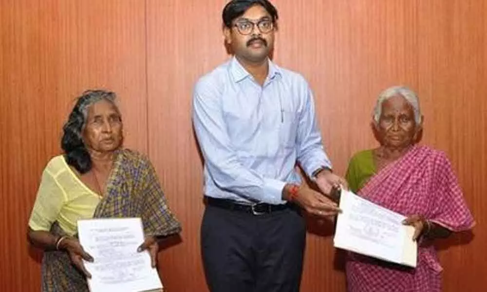 TN sisters who lost Rs 40K in note ban get monthly pension