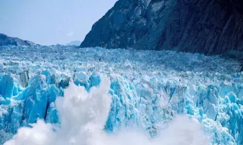 Scenario of hothouse making earth less inhabitable planet