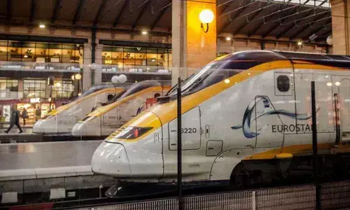 Inactive explosive shell found in Paris train station