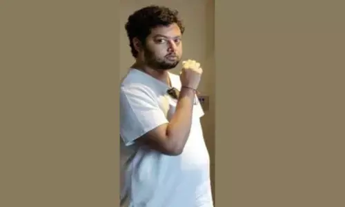 Viral Pic: Is Mokshagna not looking to join films?