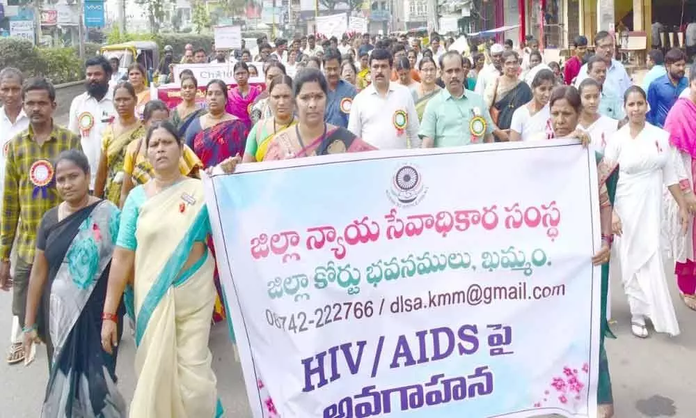 Khammam District Health Dept hold rally on AIDS