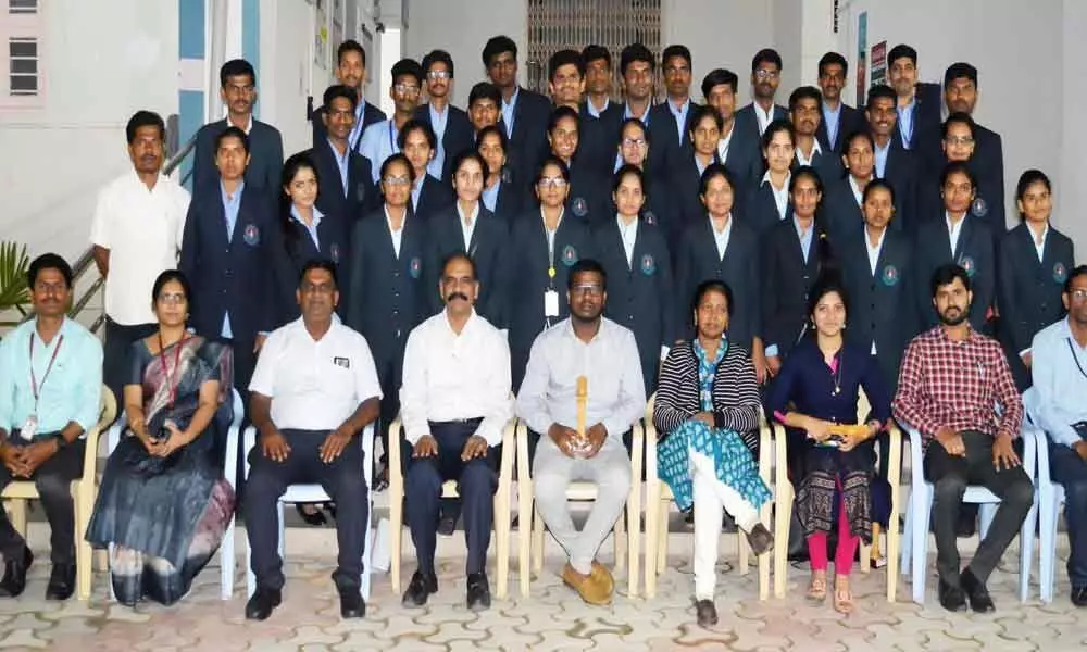 Madanapalle: 37 MCA students of MITS get jobs