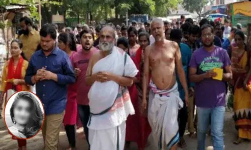 Hyderabad: Condemning Priyanka Reddys murder, Chilkur Balaji temple closed for 20 minutes