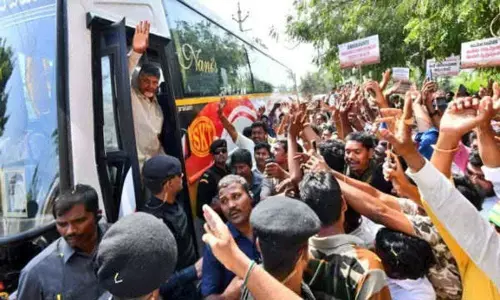 AP govt appoints SIT to investigate on Naidus bus attack