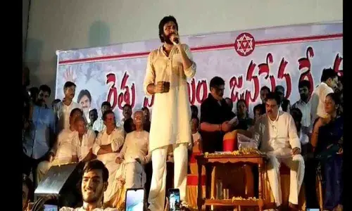 Pawan Kalyan lambasts YSRCP govt for its failure to exert pressure on Centre