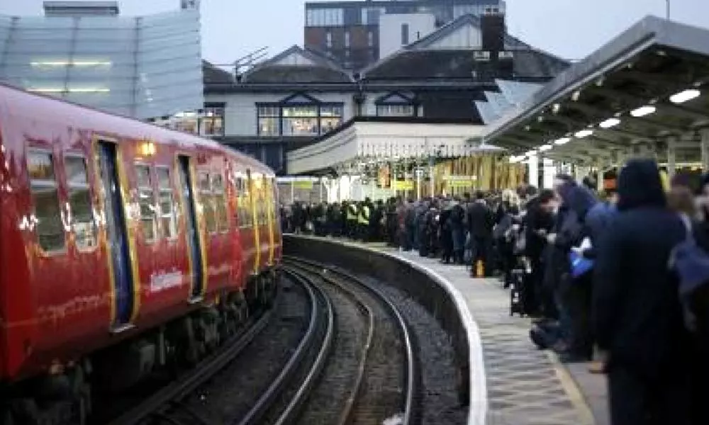 Workers of UK rail operating company begin 27-day strike