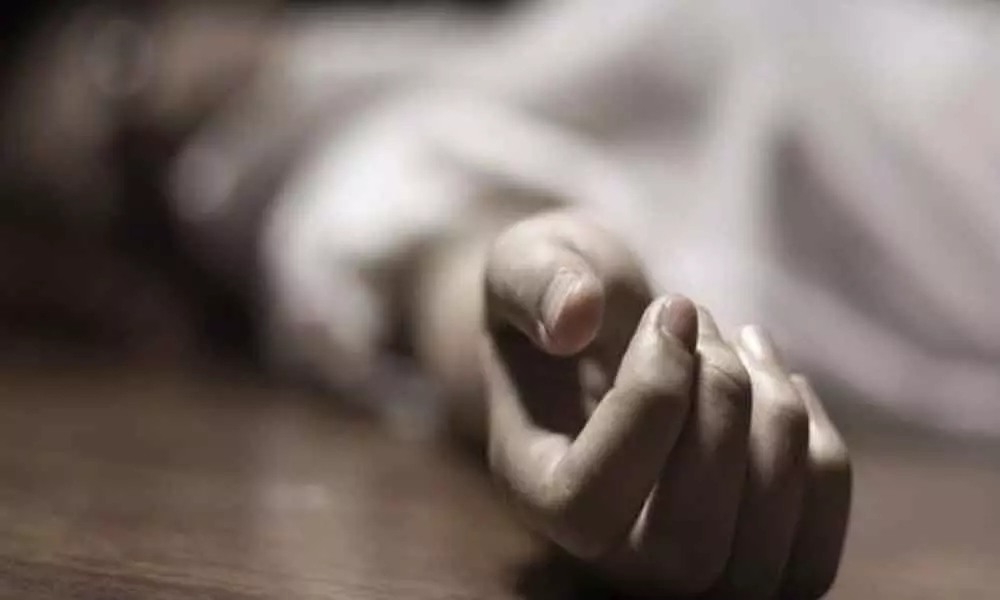 Shandagar: Lover couple commits suicide