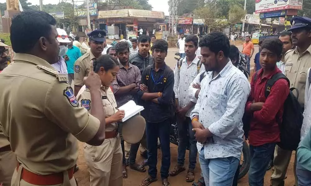 Police counsel youth loitering suspiciously