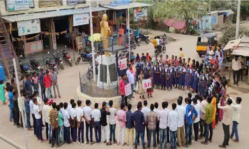 Rapists should be hanged: SFI