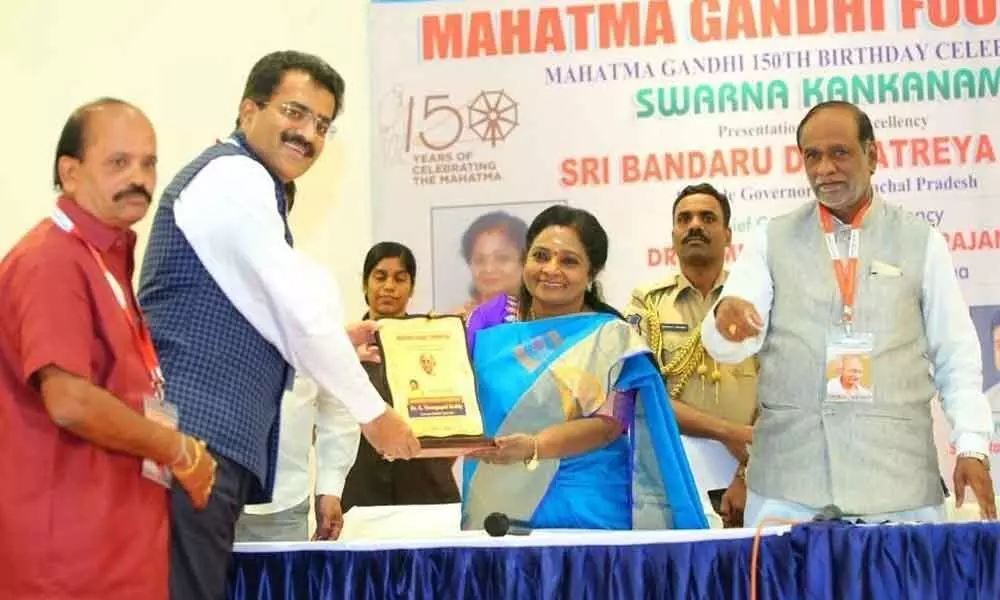 Vijayawada: Dr Venu Gopal bags Mahatma Gandhi Award