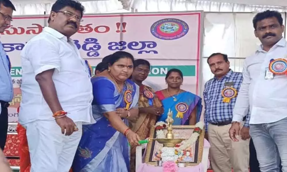 Science exhibitions promote scientific knowledge in students: Kamareddy ZP chairperson Dafedar Shobha