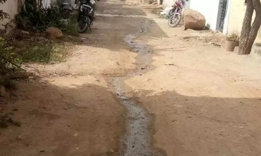 Sewage overflow at Viswakarma Colony