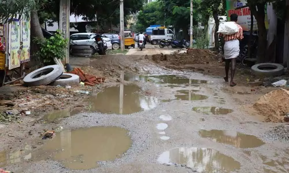 Potholes caused by rains annoy commuters in Tirupati