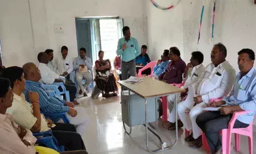 Women should be productive forces: Jukkal MPDO Yogender Reddy