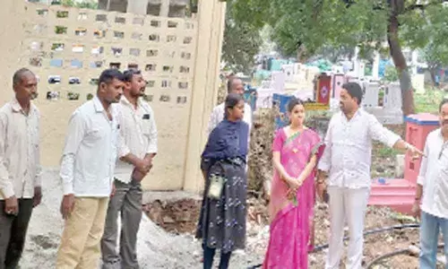 Corporator Shanthi inspects graveyard development works