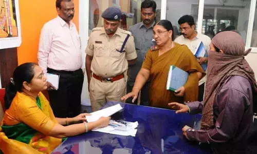 Guntur: HM Sucharita asks police to implement Zero-FIR system
