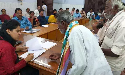 Amaravati: Spandana evokes good response from people