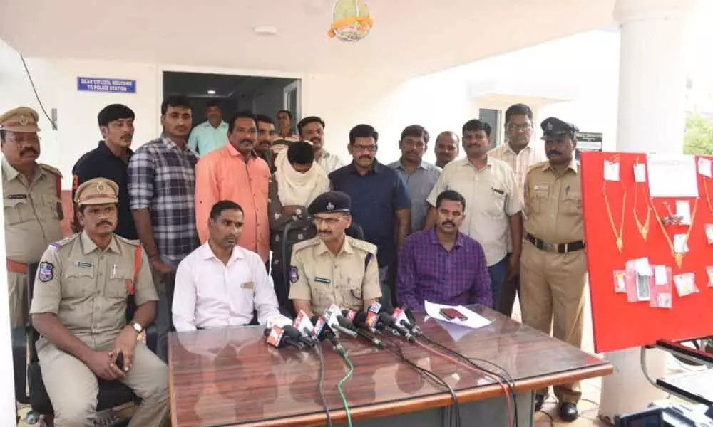 Notorious interstate burglar nabbed: Nalgonda police