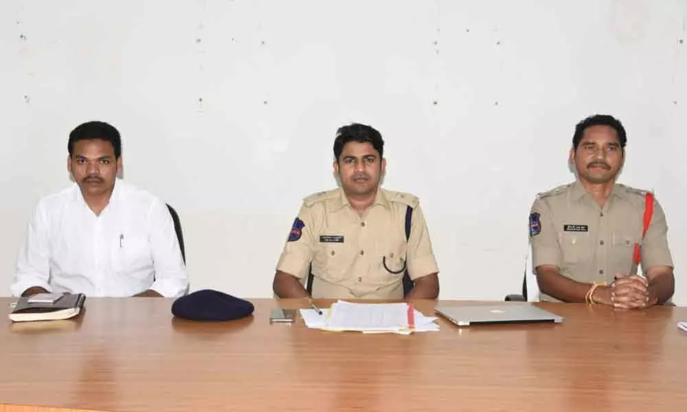 Behave cordially with people: Karimnagar Additional DCP S Srinivas