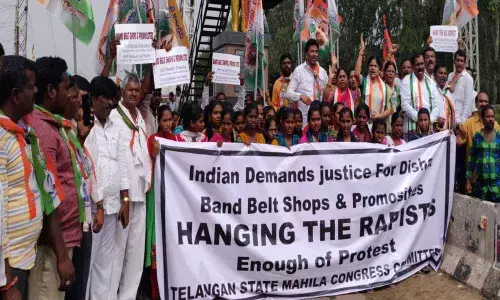 Its a failure of NDA & TS govts: Congress women Neralla Sharada