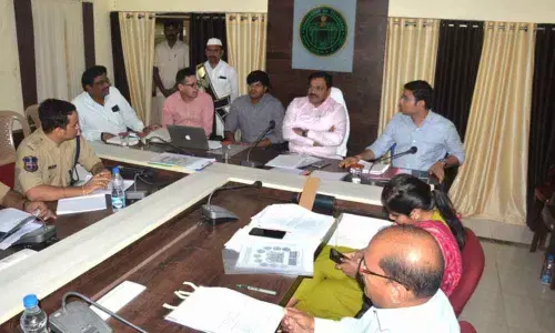 Officials told to make fool-proof arrangements for Mukkoti Ekadasi celebrations in Bhadrachalam temple