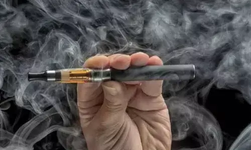 Vaping leaves e-cigarette user with rare lung scarring: Study