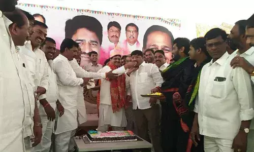 Peerzadiguda: TRS leaders donate 60 L for CCTV surveillance