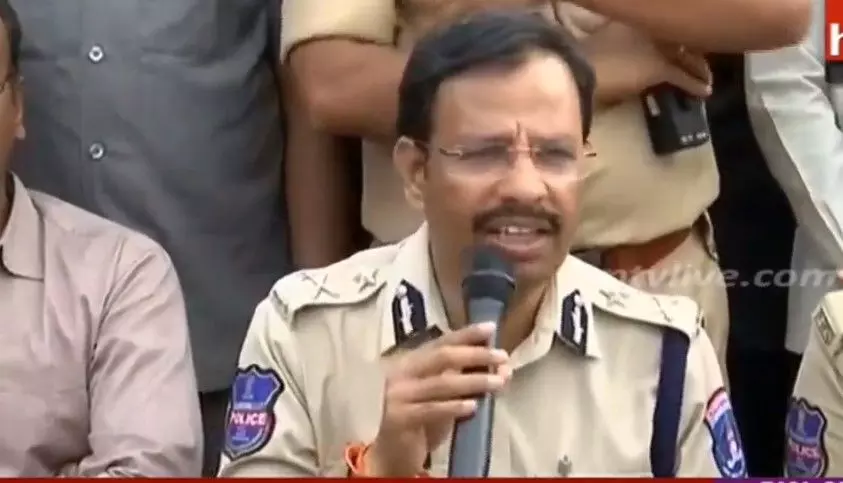 Live Updates: 2 accused snatched our weapons and fired at us. 2 officers injured says Sajjanar