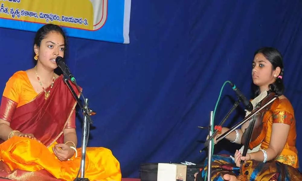 Vijayawada: Vocal concerts impress audience