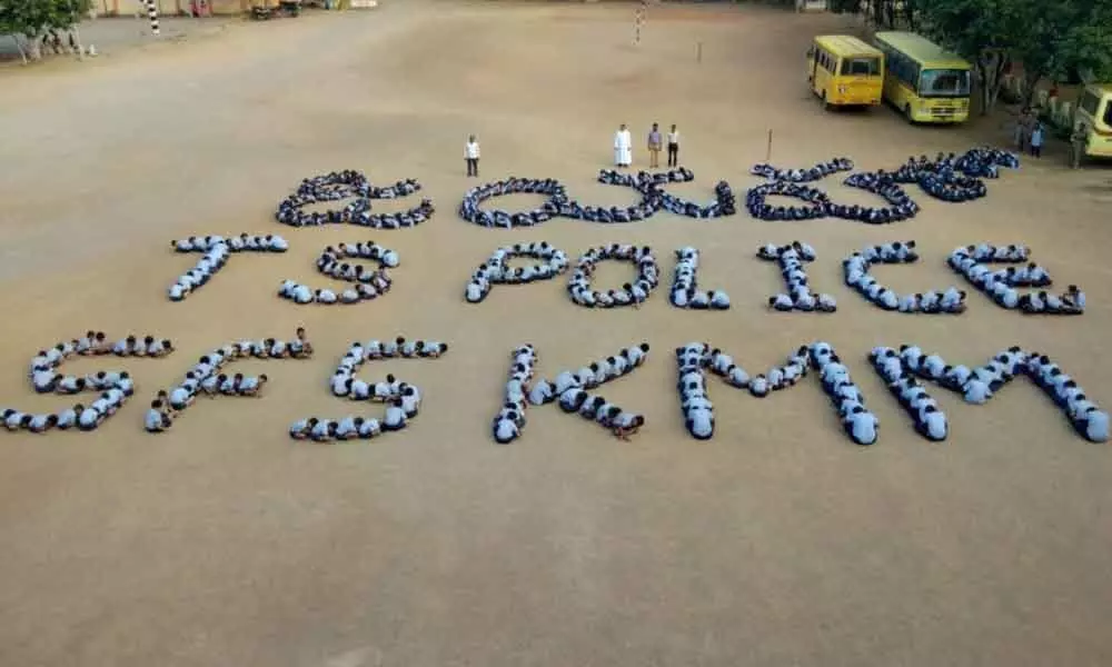 Khammam: Students express happiness with creativity