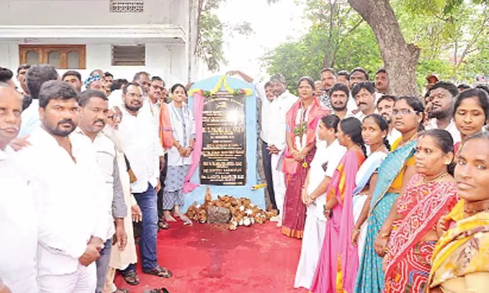 Padma Rao lays stone for development works
