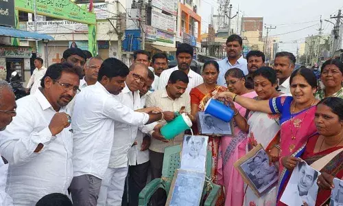 Allwyn Colony:  Corporator Dodla Venkatesh Goud celebrates encounter