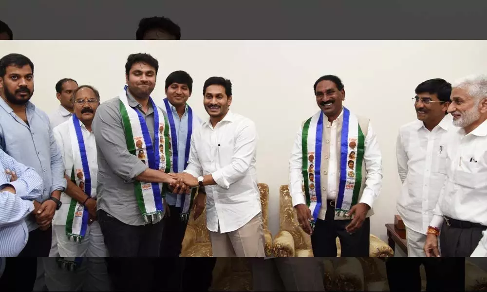 YSRCP MLA Anam likely to get show cause notice