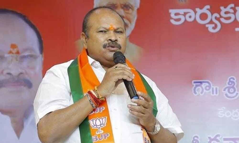 BJP slams CM for opening doors to TDP leaders: Kanna Lakshminarayana