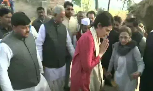 Unnao case Live Updates: Victims body arrives at village