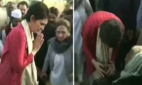 Priyanka meets family of Unnao rape victim