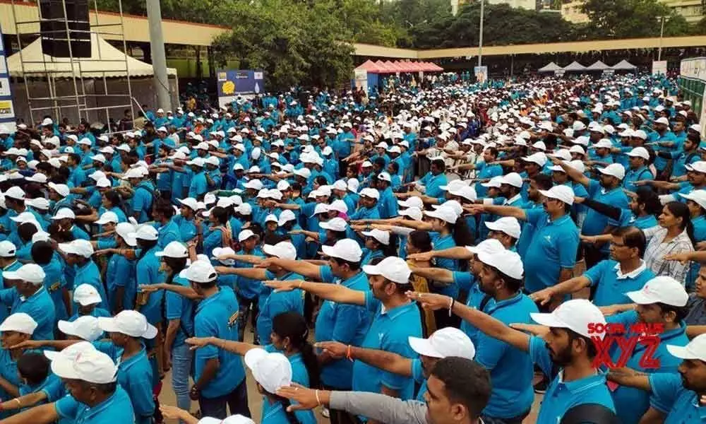 Thousands take pledge in Bengaluru to conserve water