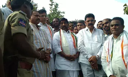 Punish tribal woman killers: Congress leaders in Asifabad
