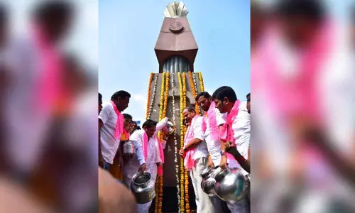 Jalabhishekam performed to Martyrs Memorial
