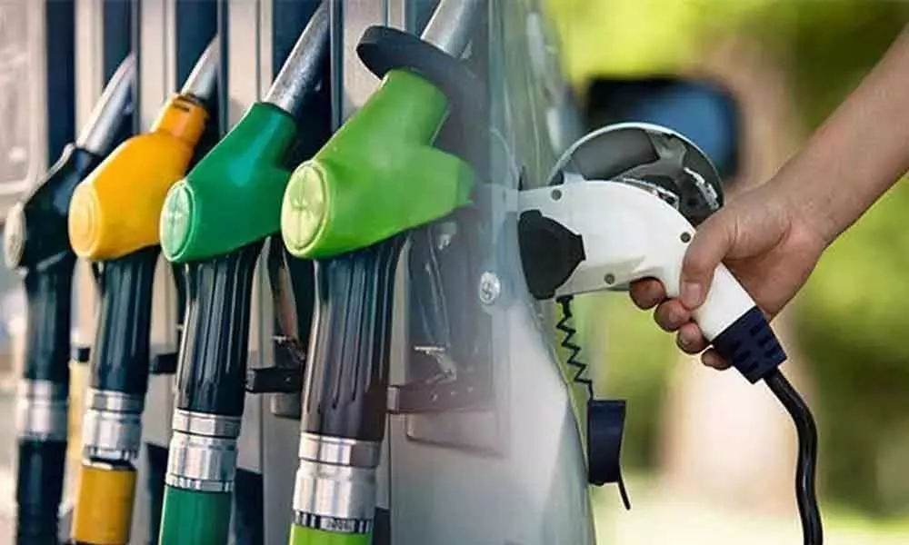 Today petrol price reduced, diesel remains stable in Hyderabad, other metro cities on December 13