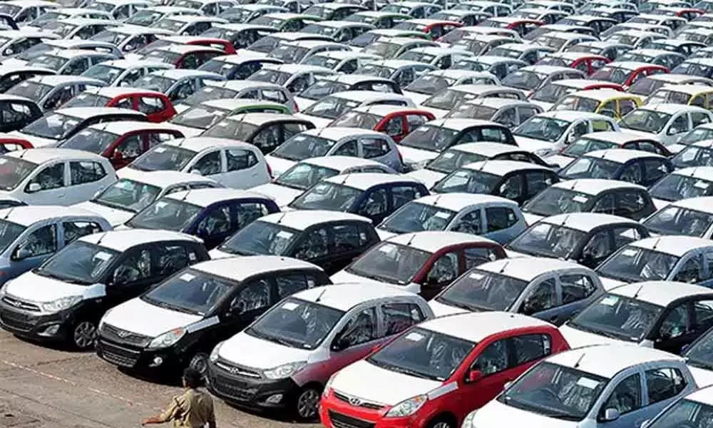 Slowdown Saga: Nov auto sales decline by 12 %