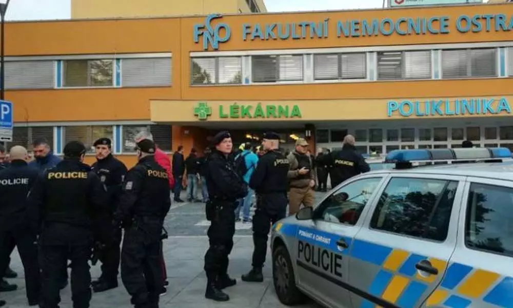 6 killed in Czech hospital shooting