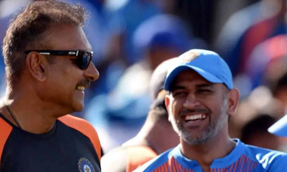 Dont mess around with MS Dhonis plans, Ravi Shastri backs Indias World Cup-winning captain
