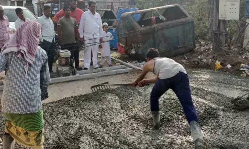 Hydernagar: Corporator Janakirama Raju assures CC roads in colonies