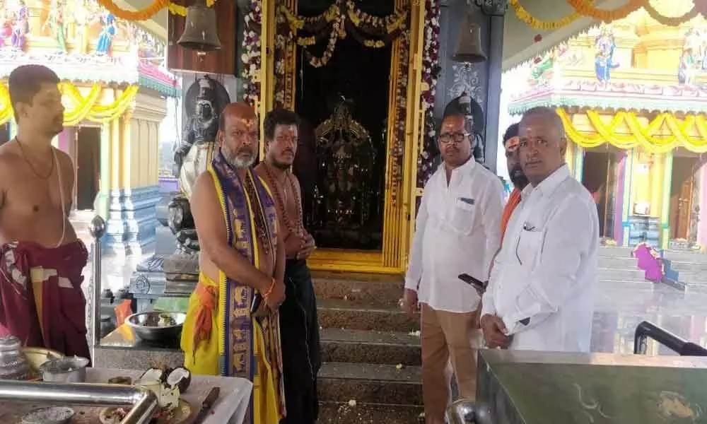 Corporator Dodla Venkatesh Goud performs special puja at Ayyappa Swamy temple