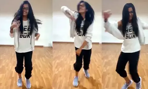 Tiktok Video: Rashmikas outstanding dance moves for Sarileru Neekevvaru
