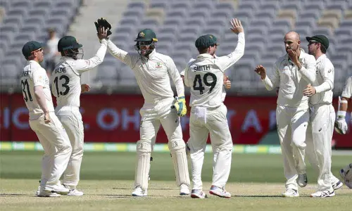 Australia crush New Zealand