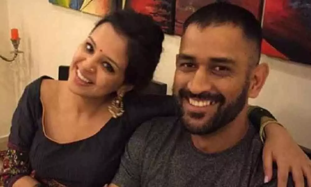 Dhoni shares throwback video with wife Sakshi on Instagram